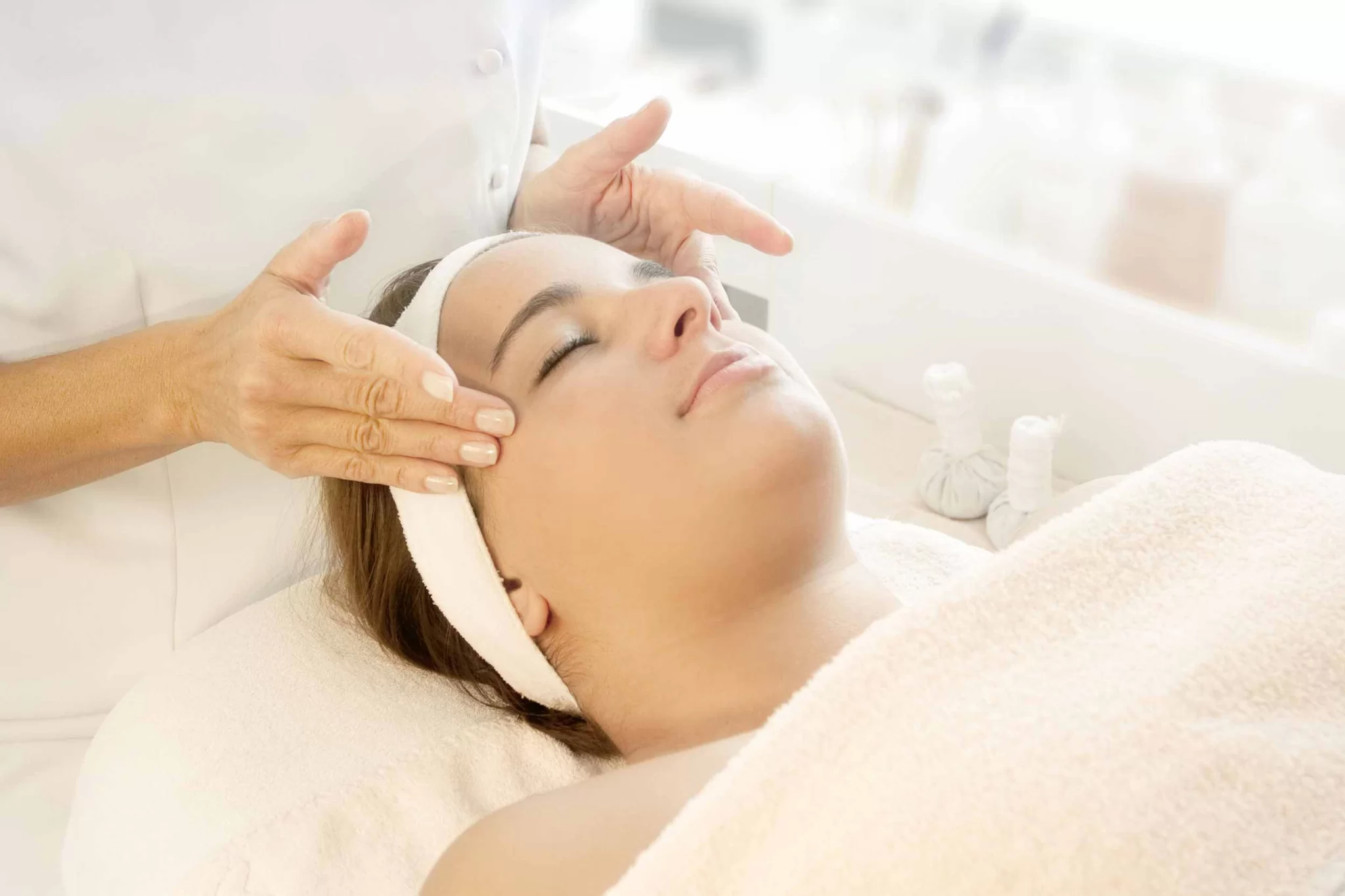 Kosmetik Institut Jeannette Zeugin Corporate Website Webdesign Web Shop Webagentur Basel Online Shop erstellen lassen E-Commerce Entwicklung Movie Video SEO Suchmaschinenoptimierung Digital Agentur Webagentur Webseite Webmaster Grafik Design 2024 ShowMyProject Digital Agentur Basel